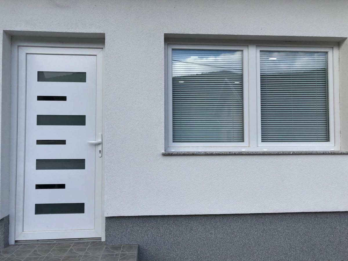 Apartman Danijela Otočac Eksteriør billede