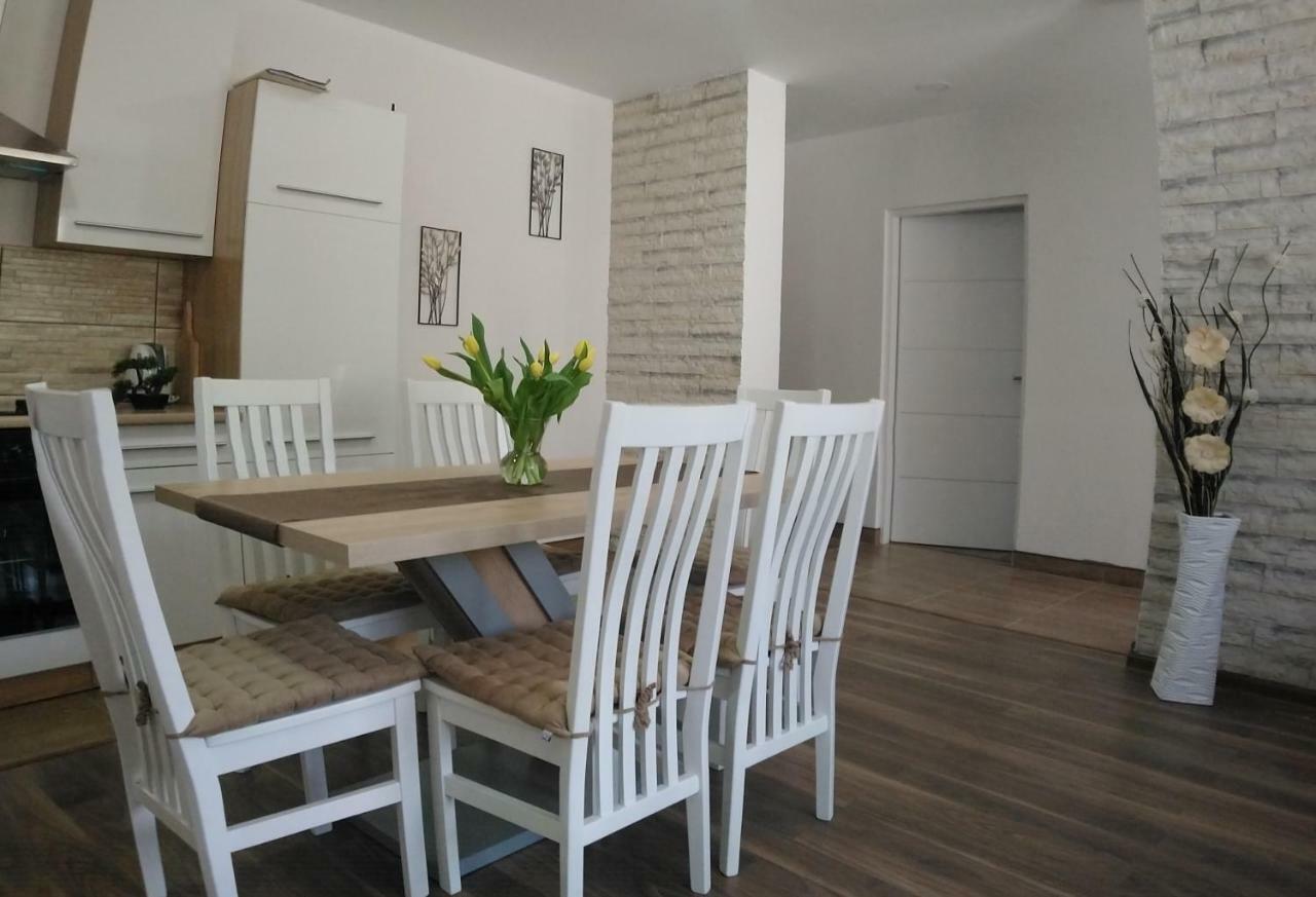 Apartman Danijela Otočac Eksteriør billede